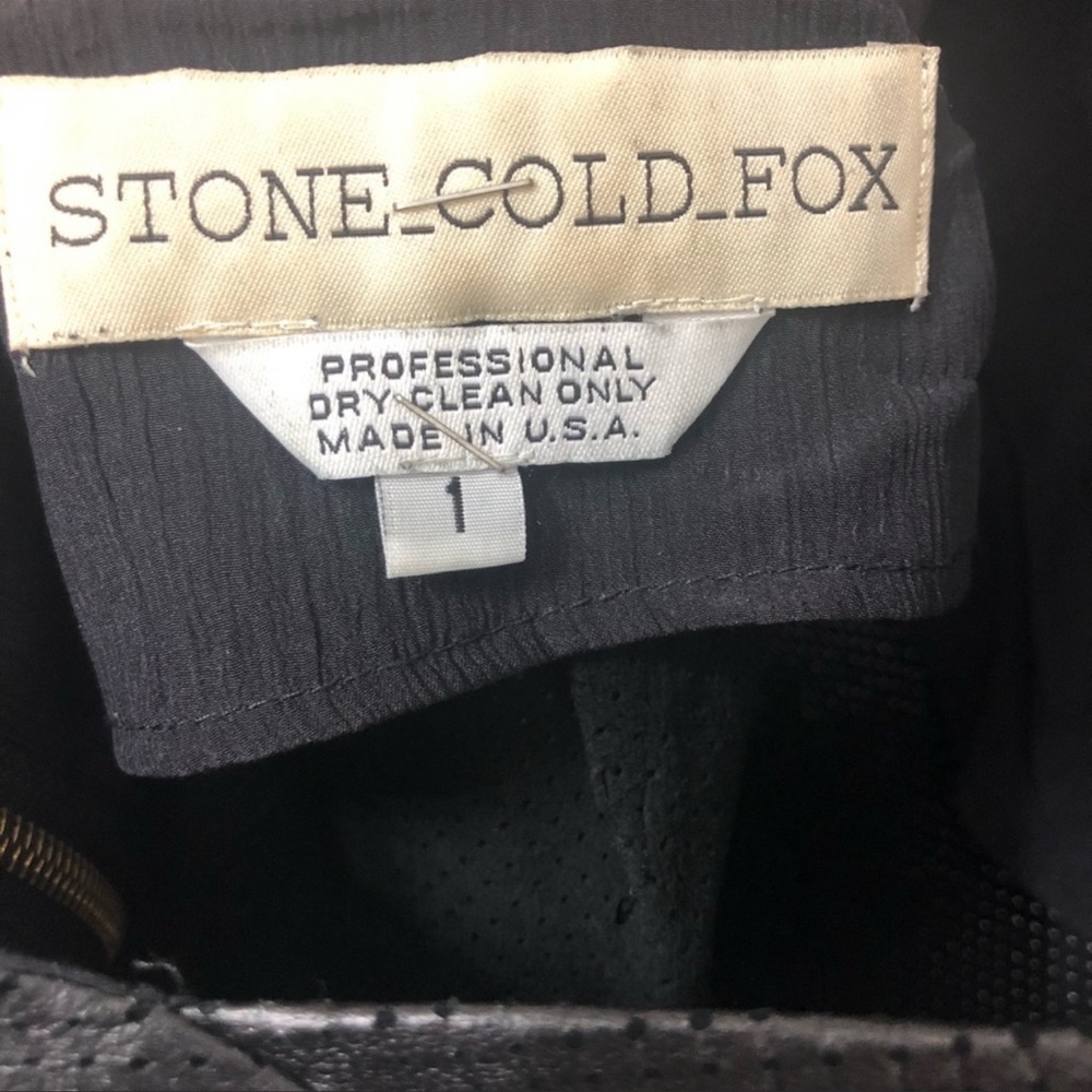 Stone cold fox pistol dress perforated leather - Picture 12 of 16